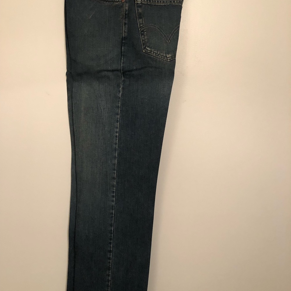 Men’s Levi’s 505 regular jeans size 34x32.